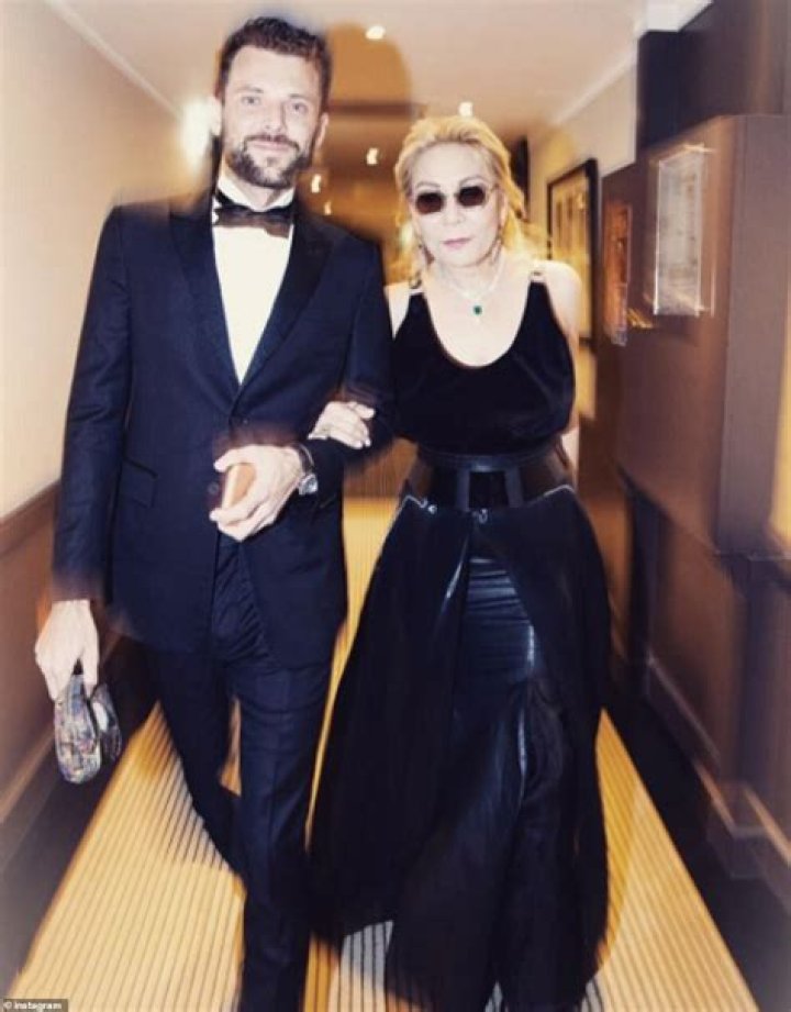 Anna Shay Son Dating History