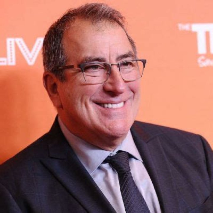 Kenny Ortega Height
