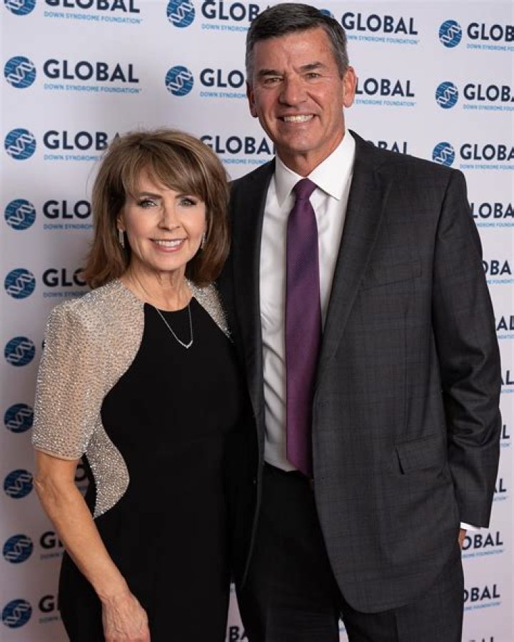 Kim Christiansen 9 News, Bio, Wiki, Age, Husband, Son, Sister, Salary, Net Worth, and Hairstyle