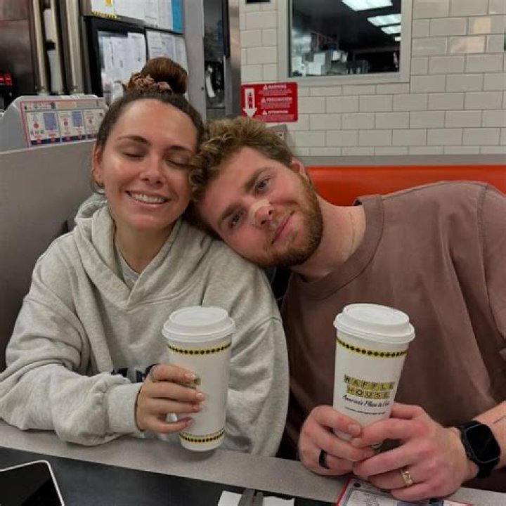 Kouvr Annon Phone Number WhatsApp Number Contact Number Mobile