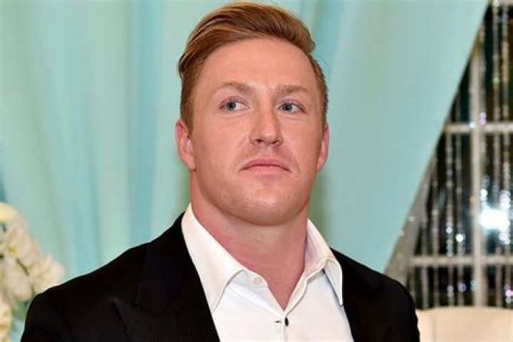 Kroy Biermann Net Worth: Lifestyle & Career [December , 2023 ] : Genius Celebs