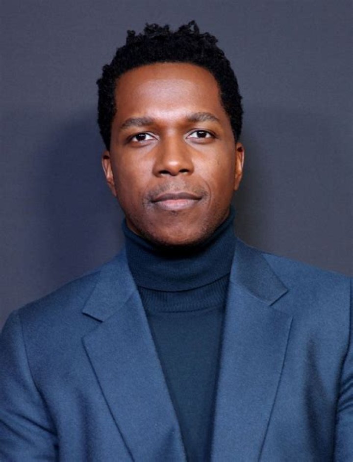 Leslie Odom Jr Movies, Bio, Wiki, Age, Height, Wife, Songs, Hamilton, and Net Worth