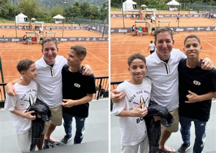 Meet His Wife Julie Greenwald