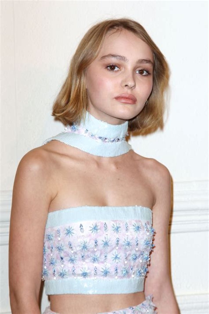 Lily-Rose Depp Wiki, Biographie, Age, Horoscope, Mariage, Contact & Informations