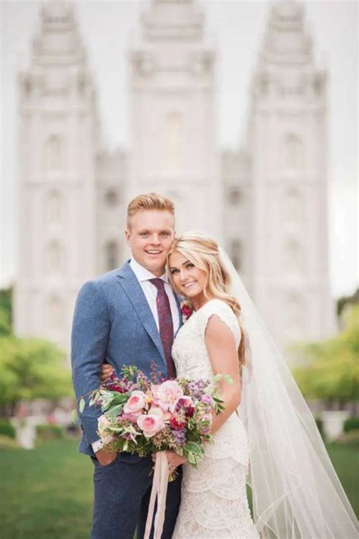 Lindsay Arnold Meeting Husband At Age 16; Dating To Wedding - A Journey!