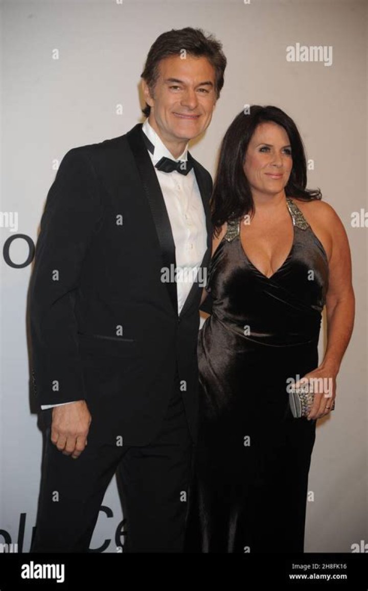 Lisa Oz Net Worth 2024