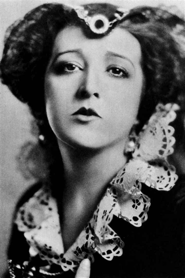 Lisa Taylor Net Worth