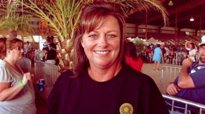 Liz Cavalier Net Worth – How Much is Liz Cavalier Worth?