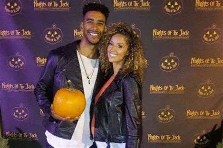 
Meet Lonnie Govan – Sibling Brother of BBW Star Sisters Gloria Govan and Laura Govan
