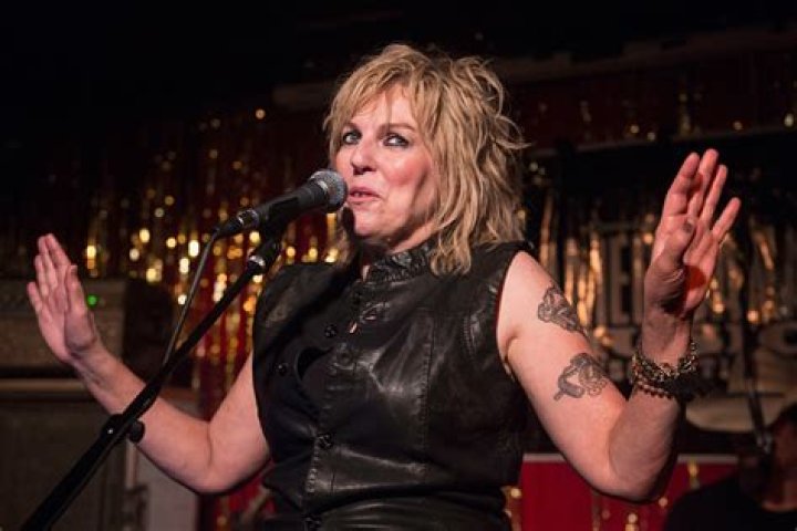 Lucinda Williams Net Worth