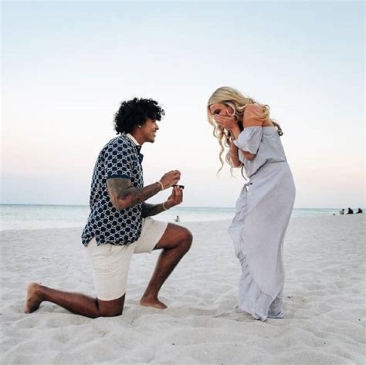 Mackenzie Grimsley Net Worth 2024