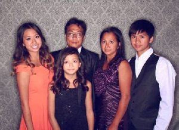 Meet Mai Pham Sister Hien Pham: Parents And Family