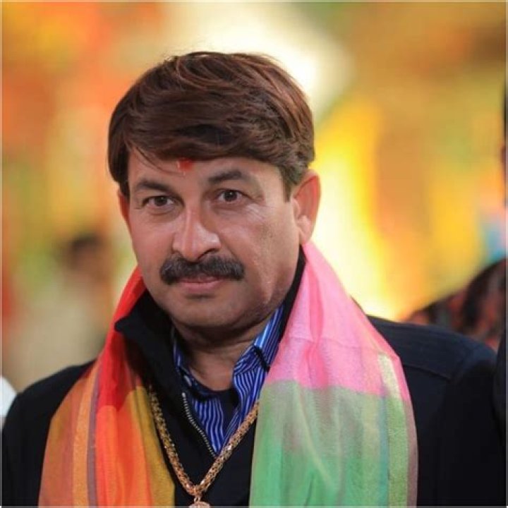 Manoj Tiwari – Biography, Facts & Life Story