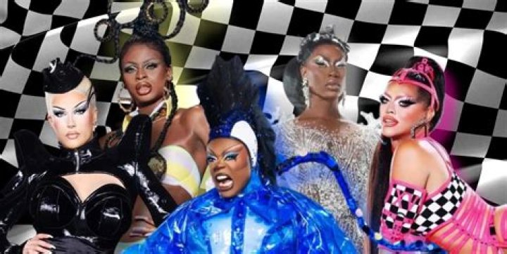 Megan Amram Net Worth