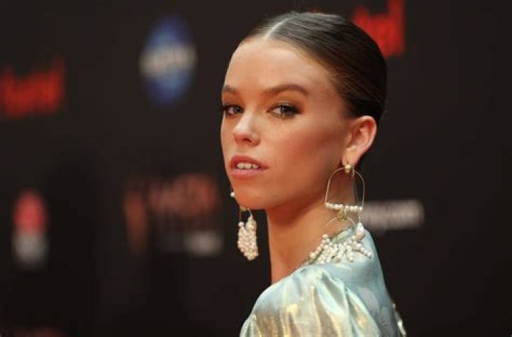 Milly Alcock Net Worth – How Much is Alcock Worth?