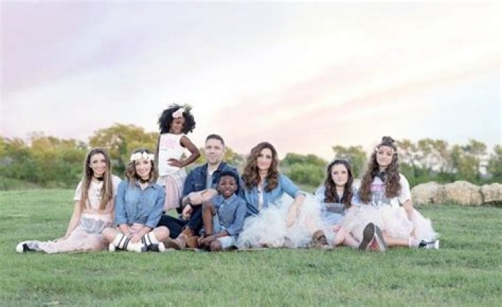 Mindy McKnight Net Worth