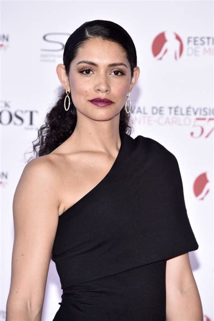 Miranda Rae Mayo Movies, Bio, Wiki, Age, Height, Husband, and Net Worth