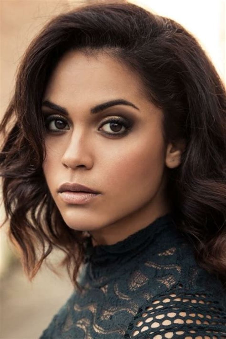Monica Raymund Bio, Wiki, Age, Height, Husband, Chicago Fire, Hightown, and Net Worth