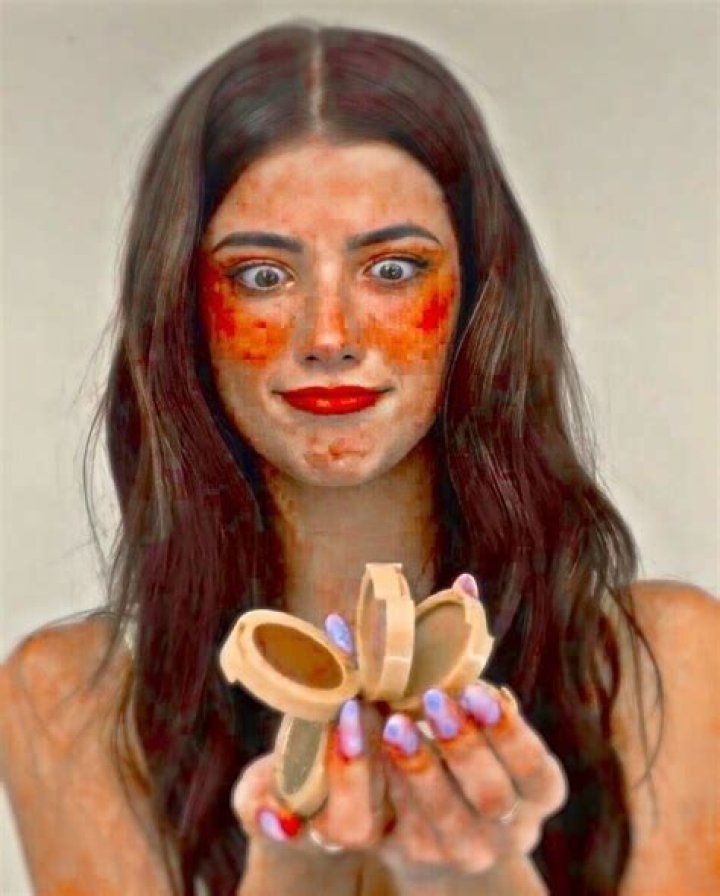 Charli and Dixie D'Amelio Are the New Faces of Morphe 2