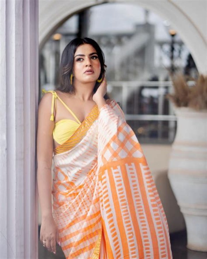 Namratha Gowda Wiki, Age, Husband, Height, Family, Biography & More