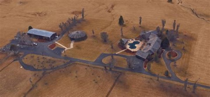 Nancy Walton Laurie Net Worth – How Much is Nancy Walton Laurie Worth?