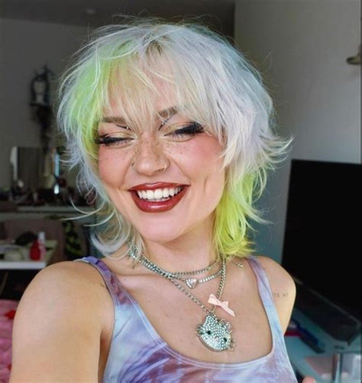 Naomi Jon Tik Toker, Bio, Wiki, Age, Height, Family, Boyfriend, Songs, YouTube, And Net Worth