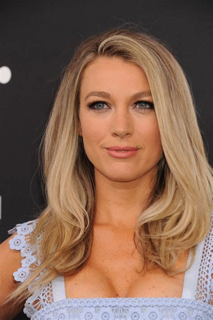 Natalie Zea Tv Shows, Bio, Wiki, Age, Husband, and Net Worth