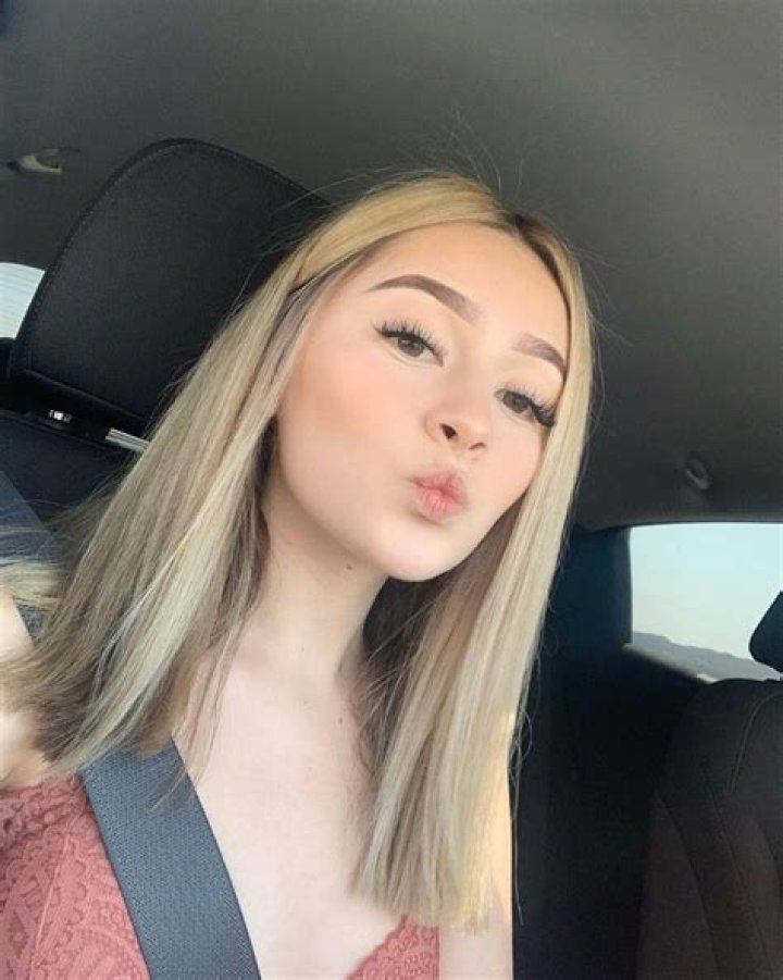 Nathaly Cuevas Phone Number, WhatsApp Number, House Address, Email Id