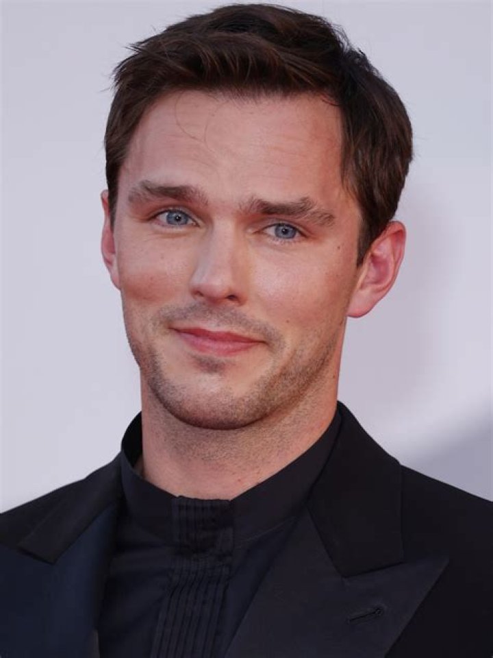 Nicholas Hoult – Biography, Facts & Life Story