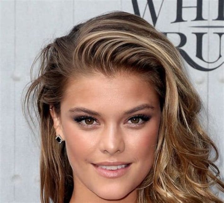 Nina Agdal Net Worth – How Much is Agdal Worth?