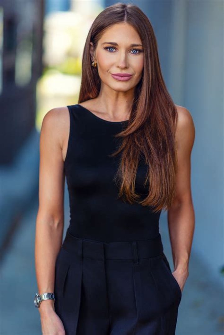 Olivia Garvey WJLA, Bio, Wiki, Age, Height, Parents, Boyfriend, Salary, Net Worth