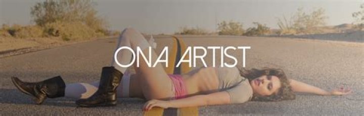 Ona Artist (Leah Schrager) Wiki, Height, Age, Boyfriend, Net worth, Biography & More