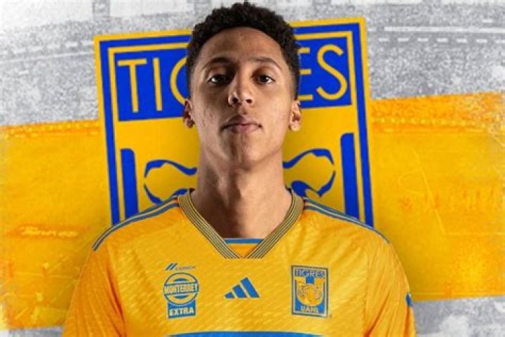 Ozziel Herrera Parents Ethnicity: Girlfriend And Siblings