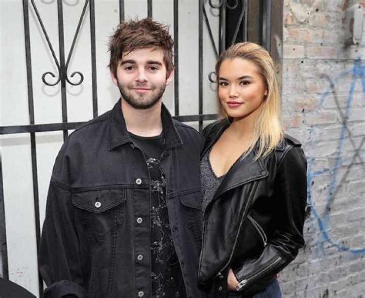 Paris Berelc and Her Boyfriend Rhys Athayde’s Relationship Is Her Healthiest One Yet