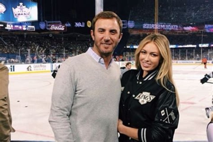 Paulina Gretzky Net Worth Vs Dustin Johnson Net Worth – Who Is Richer?