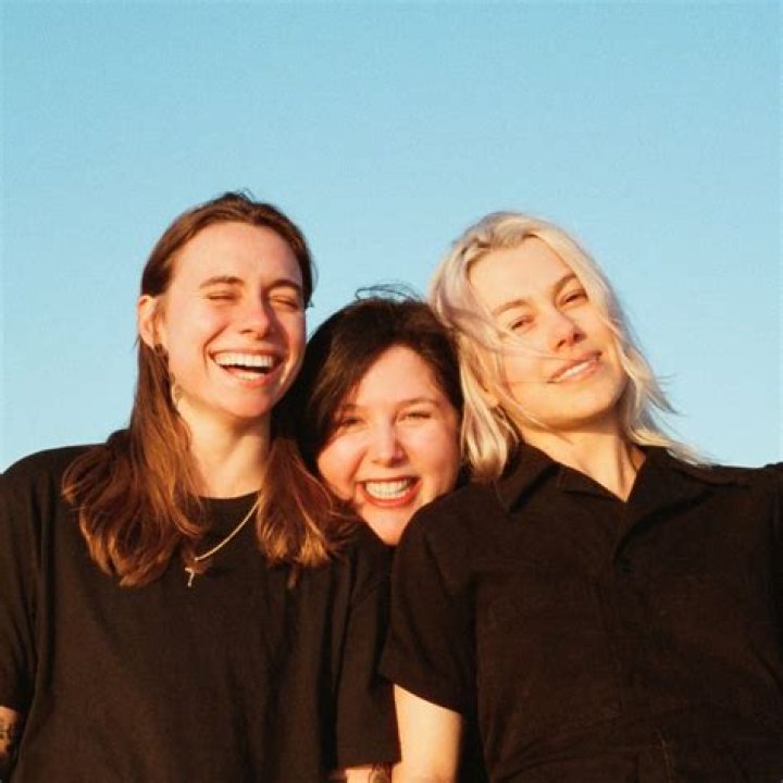 Phoebe Bridgers Has Solidified Herself As A True Gay Queer Icon