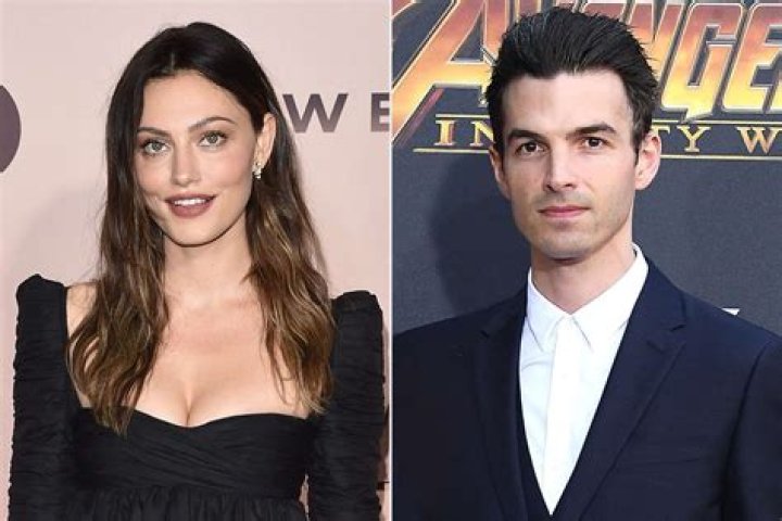 Phoebe Tonkin and Boyfriend Alex Don’t Show Off Their Dating Life That Often