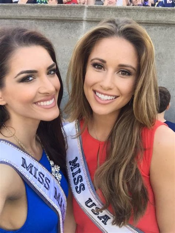 Polikseni Manxhari 7News, Bio, Wiki, Age, Height, Married, Salary, and Net Worth