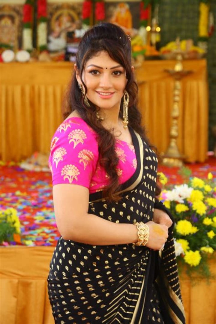 Radhika Kumaraswamy – Biography, Facts & Life Story