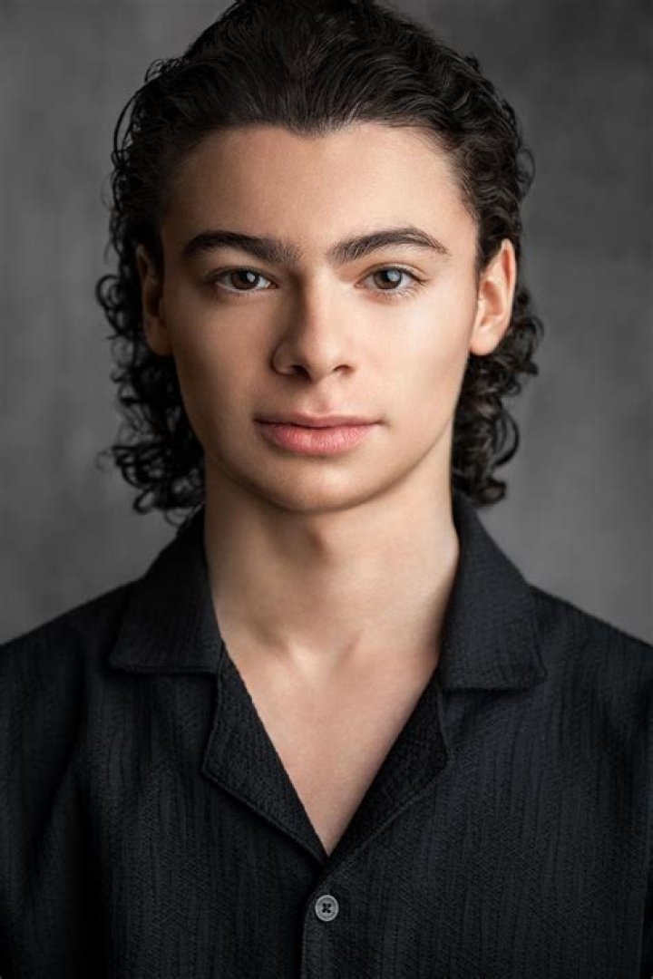 Raphael Alejandro Bio, Wiki, Age, Height, Grilfriend, Once Upon A Time, and Net Worth