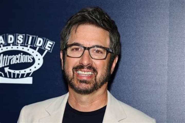 Ray Romano Bio, Wiki, Age, Movies, Ice Age, Parenthood, and Net Worth