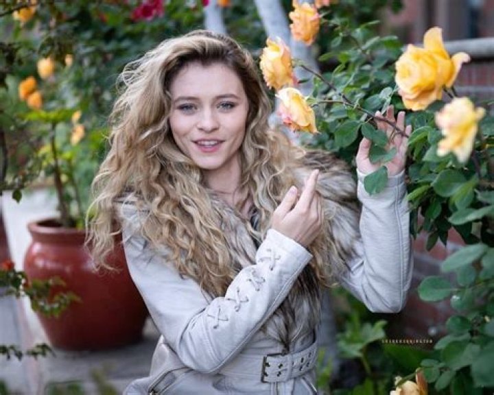 Riana Antoinette Net Worth