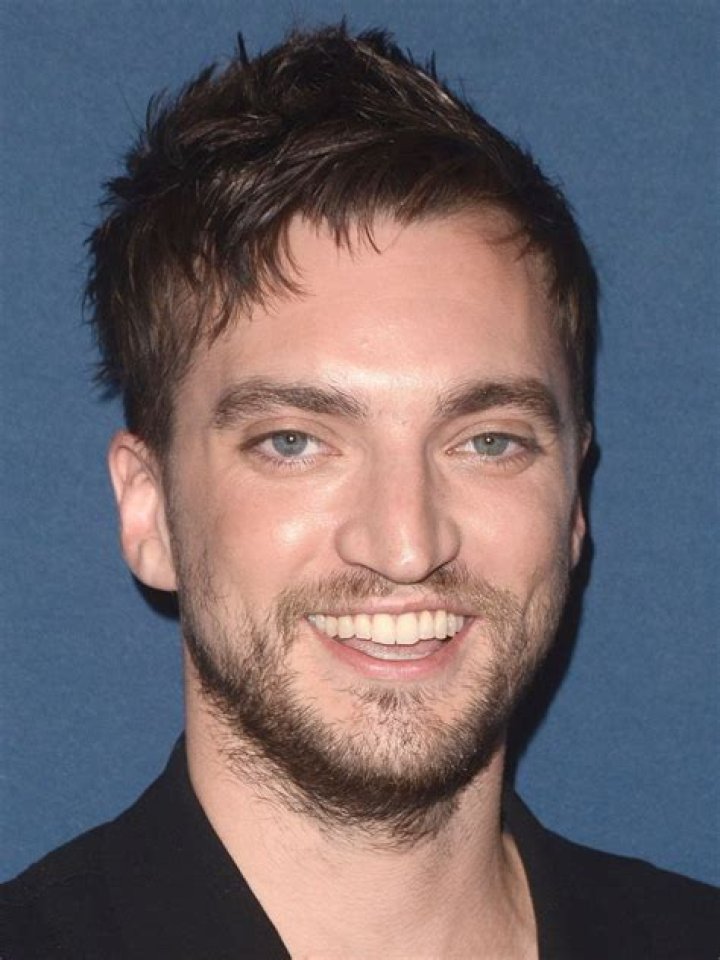 Richard Harmon Net Worth – $3 Million