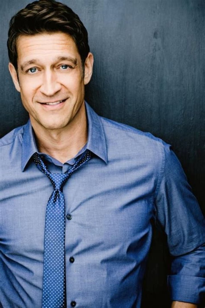 Robert Gant Net Worth