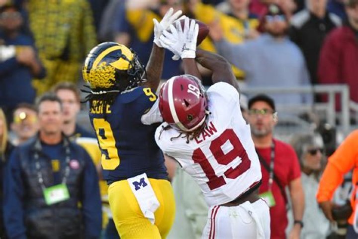 Michigan S Rod Moore Suffers Major Knee Injury: What's Next for the Wolverines?