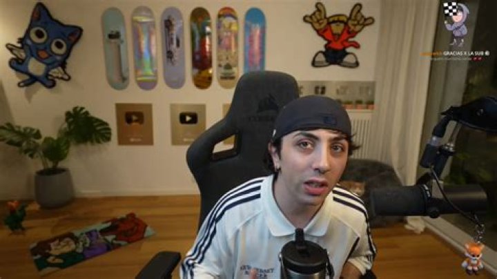 Rodrigo Carrera – Twitch Streamer | Wiki, Age, Height, Net Worth, Relationship, Ethnicity, Career