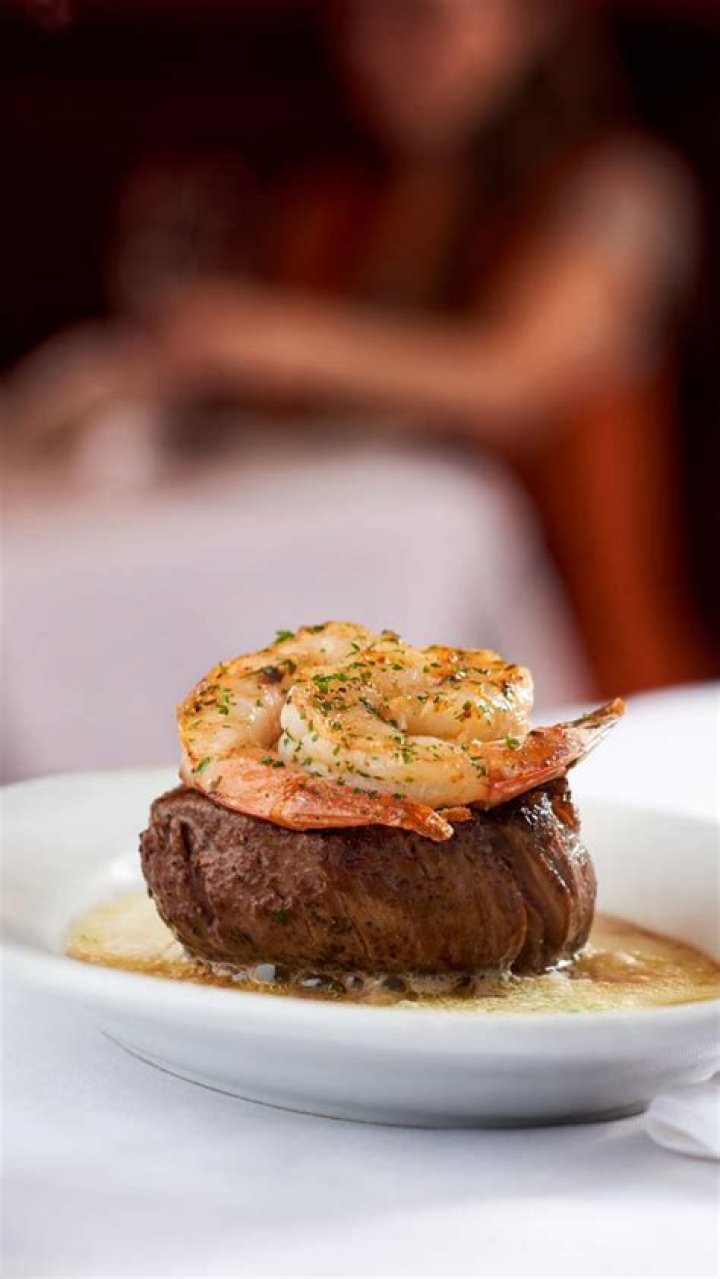 Ruth’s Chris Steak House Franchise Cost – Ruth’s Chris Steak House Startup Costs