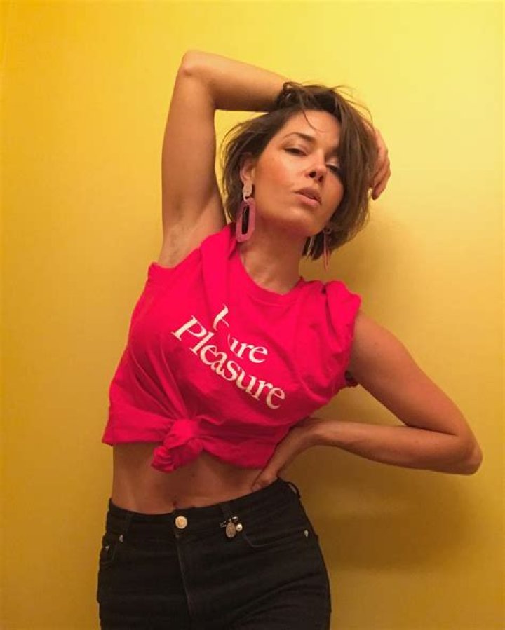 Sarah Lind Net Worth – How Much is Sarah Lind Worth?