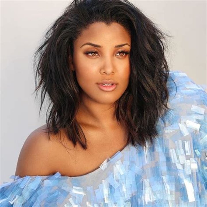 Sasha Gabriella Fox Net Worth