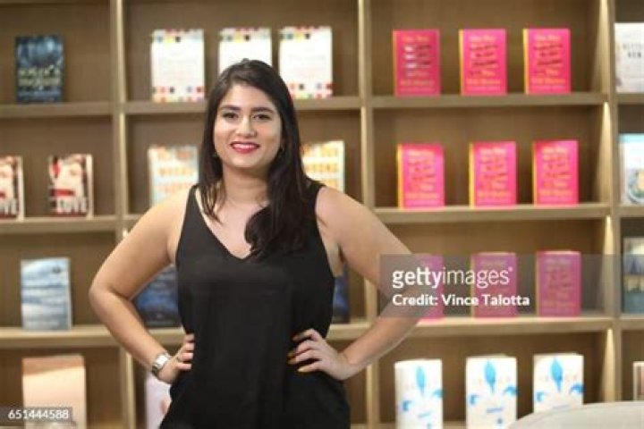 Scaachi Koul BuzzFeed, Bio, Wiki, Age, Height, Husband, Podcast, Salary, and Net Worth